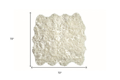 6' X 6' Off White Faux Fur Area Rug