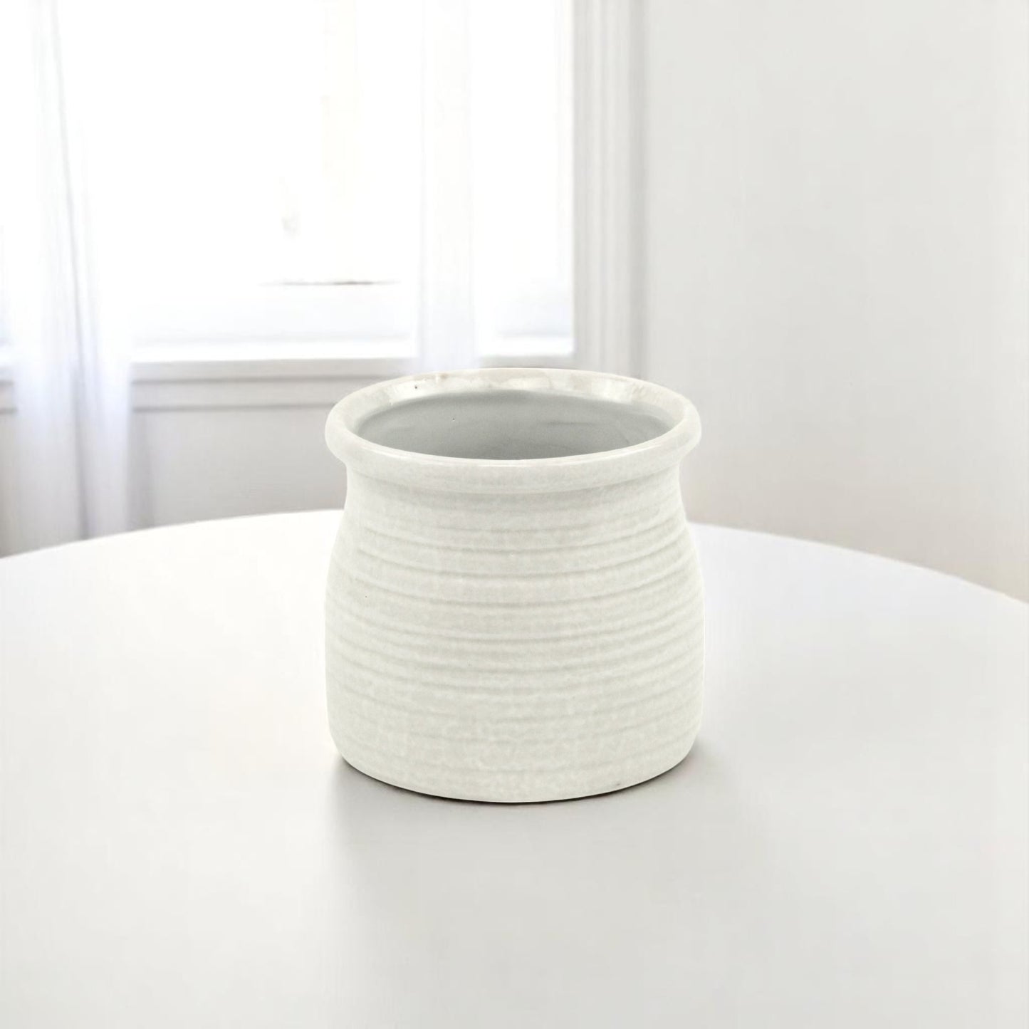 White Ceramic 25 Ounce Striped Round Distressed Pot Planter