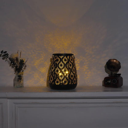 8" Black Geometric Desk Lamp With Novelty Shade
