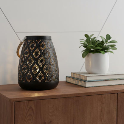 8" Black Geometric Desk Lamp With Novelty Shade